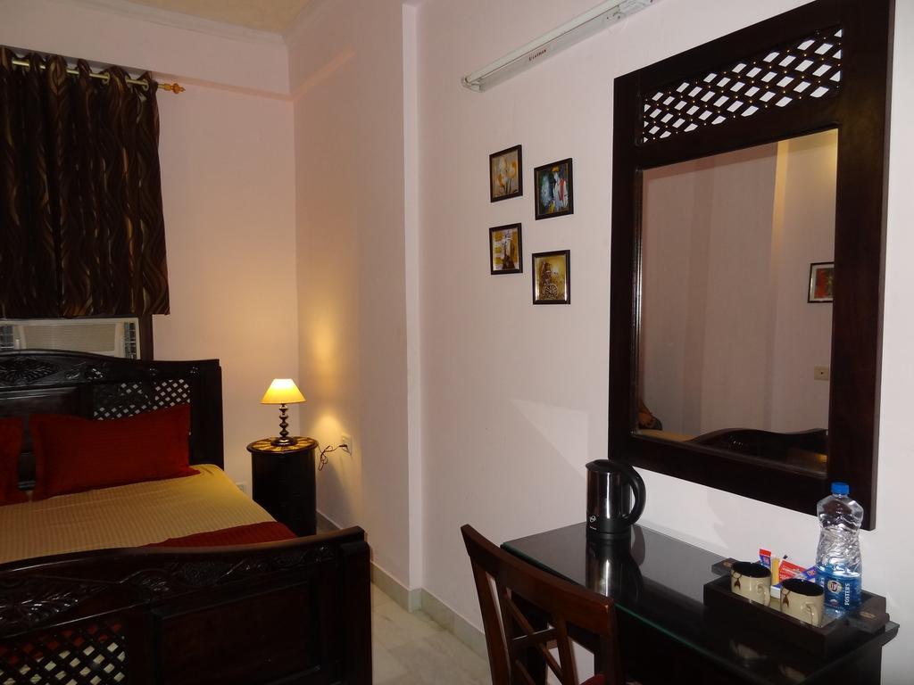 Tulsian Guest House & Apartments Jaipur Ruang foto